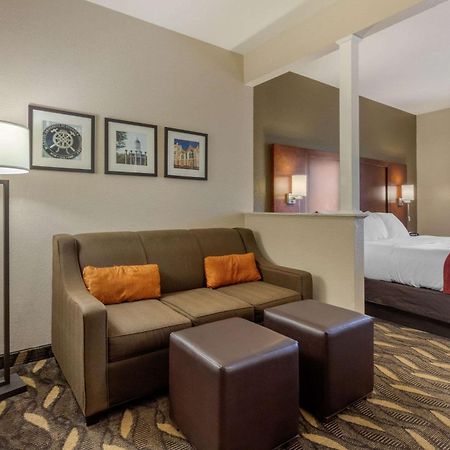 Comfort Suites Rolla Exterior foto